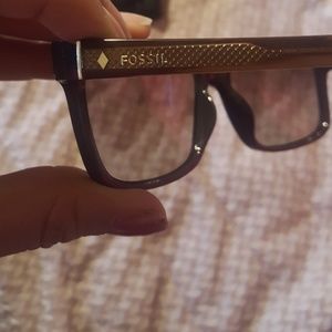 FOSSIL SUNGLASSES 👌